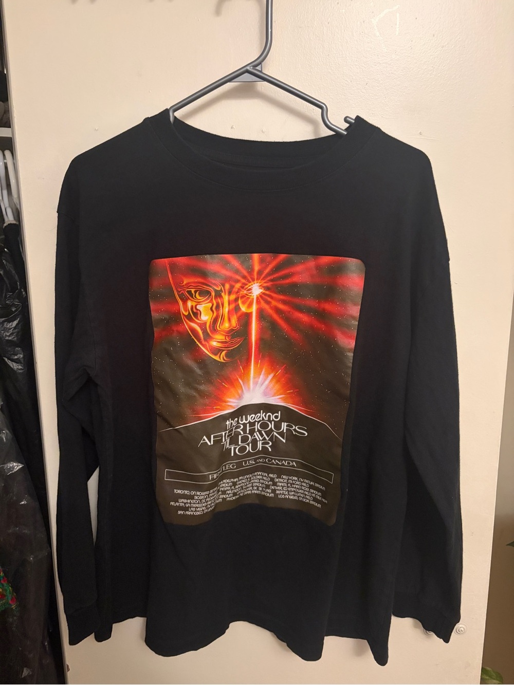 After Hours Til Dawn The Weeknd Tour Graphic Long-Sleeve Shirt - Black & Red